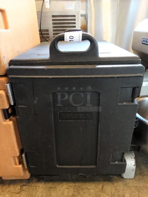 Carlisle Model NPC300N Poly Insulated Food Carrying Case. Goes GREAT w/ Items 77 and 78! 17x24x25