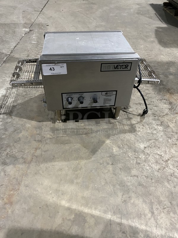 NICE! Star Holman Commercial Countertop Conveyor Oven! All Stainless Steel! Model 210HXV01 Serial CO2100811A0005! 120V 1Phase! On Legs!