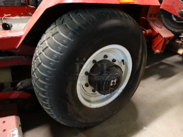 FANTASTIC! Toro Model 30581 580-D Groundsmaster Metal Commercial Rotary Riding Lawn Mower. Unit Was Working When Parked. 92x168x82 - Image 8 of 12
