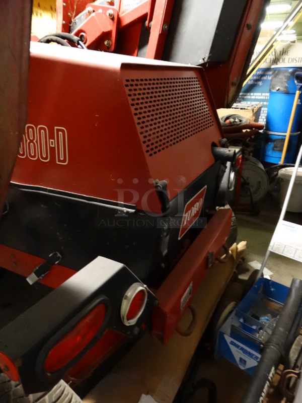 FANTASTIC! Toro Model 30581 580-D Groundsmaster Metal Commercial Rotary Riding Lawn Mower. Unit Was Working When Parked. 92x168x82 - Image 10 of 12