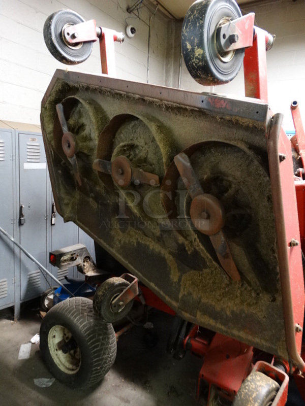 FANTASTIC! Toro Model 30581 580-D Groundsmaster Metal Commercial Rotary Riding Lawn Mower. Unit Was Working When Parked. 92x168x82 - Image 12 of 12