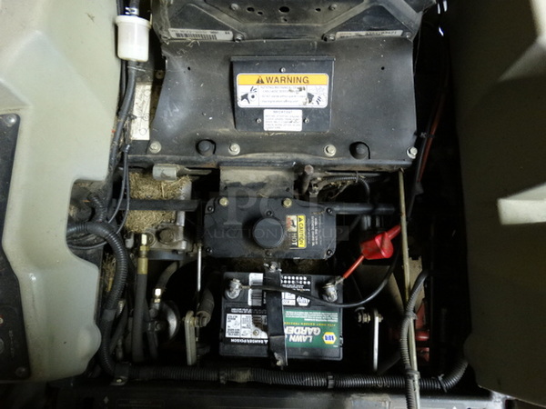 WOW! Exmark Lazer Z UltraCut 72 Metal Commercial Zero Turn Riding Lawnmower w/ Kohler Command Pro 27 Motor. Unit Was Working When Parked. 72x84x72 - Image 12 of 12