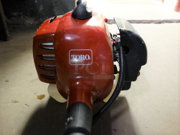 Toro Model 51975 Gas Powered Metal String Trimmer Weed Whacker. 9x9x70 - Image 6 of 12