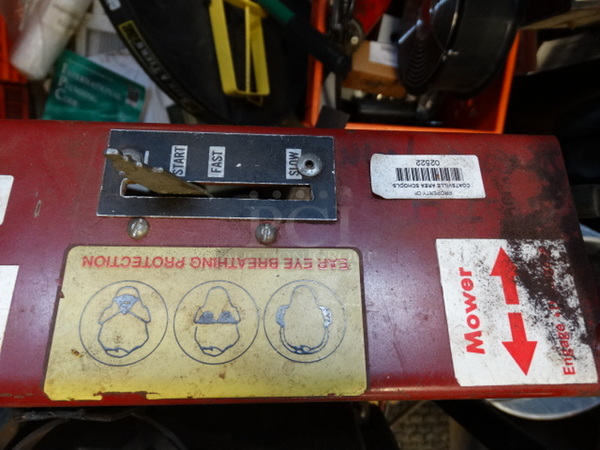 WOW! Giant-Vac Model 14815 Giant Mow Metal Commercial Zero Turn Riding Lawnmower. Unit Was Working When Parked. 57x79x40 - Image 10 of 12
