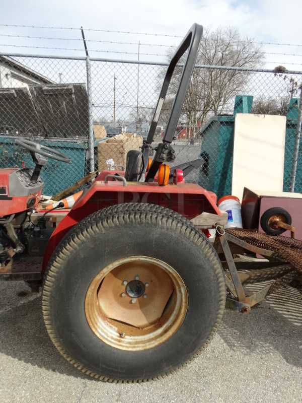 Case IH Model 255 Metal Commercial International Harvester Tractor. 72x160x80 - Image 7 of 12
