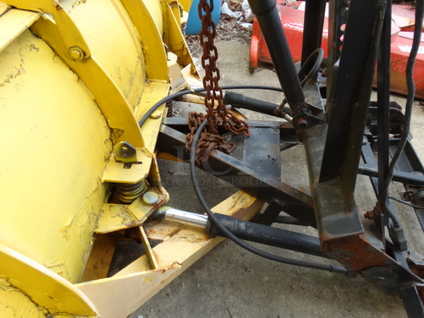Minute Mount Yellow Metal 8' Snow Plow w/ Black Metal Frame and Headlights. Plow Was In Working Condition Last Winter. 108x55x48 - Image 4 of 9