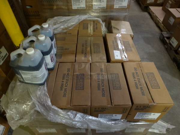 ALL ONE MONEY! PALLET LOT of Various Items Including Approximately 19 Cases of Arsenal Re-juv-nal and Vanguard Disinfectant Spray! Pallet: 43x38x24 - Image 6 of 6