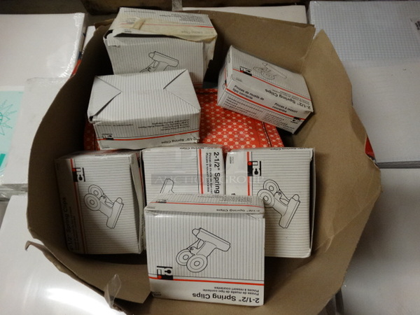 ALL ONE MONEY! PALLET LOT of Various Reams of Hole Punched Paper! Pallet: 43x38x24 - Image 7 of 7