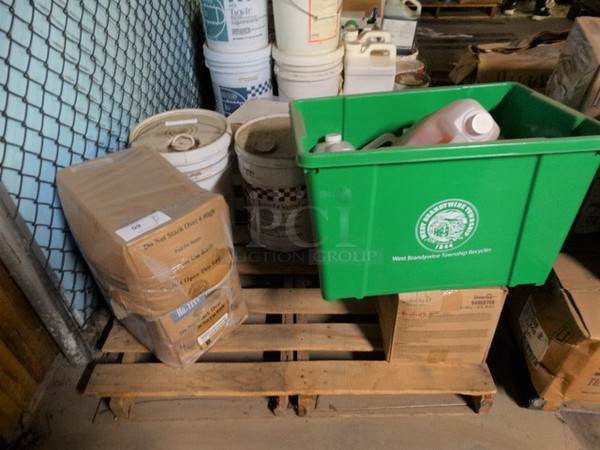 ALL ONE MONEY! PALLET LOT of Various Items Including Restorer! Pallet: 43x38x24 - Image 1 of 5