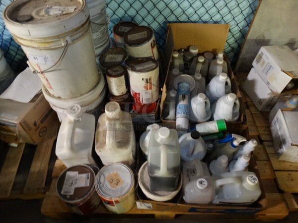 ALL ONE MONEY! PALLET LOT of Various Items Including Cafco Bond Seal and Tack It! Pallet: 43x38x30 - Image 4 of 7