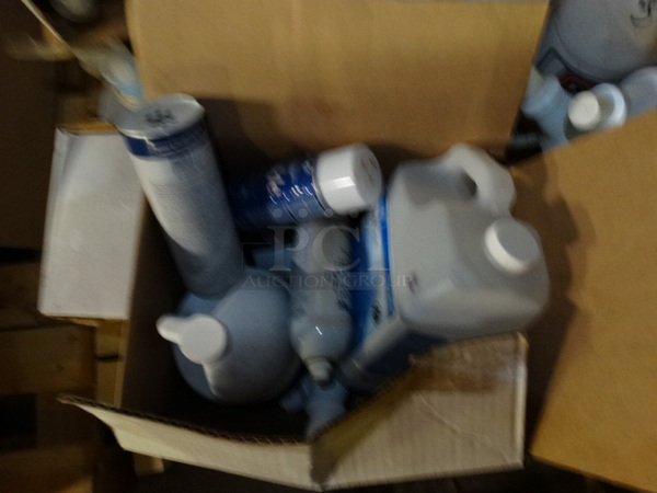 ALL ONE MONEY! PALLET LOT of Various Cleaners. Pallet: 43x38x13 - Image 3 of 6