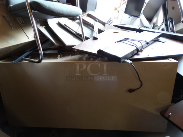 ALL ONE MONEY! MEGA LOT of Various Desk Pieces, Modular Pieces, Etc! - Image 7 of 8