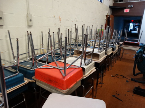 10 Various Metal Children's Desks. Includes 24x18x26. 10 Times Your Bid! - Image 3 of 4