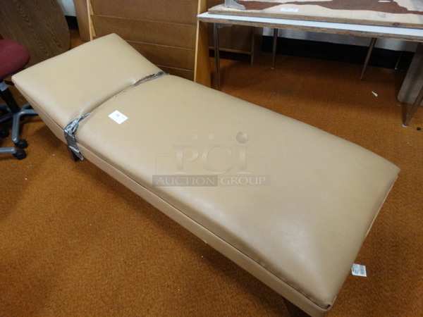 Tan Nurse's Bed. 27x72x20 - Image 2 of 4