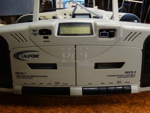 4 Cassette/CD Players. 21x8.5x8.5. 4 Times Your Bid! - Image 4 of 5