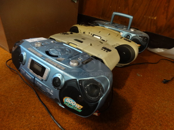 4 Cassette CD Players. Includes 20x9x7. 4 Times Your Bid! - Image 2 of 6