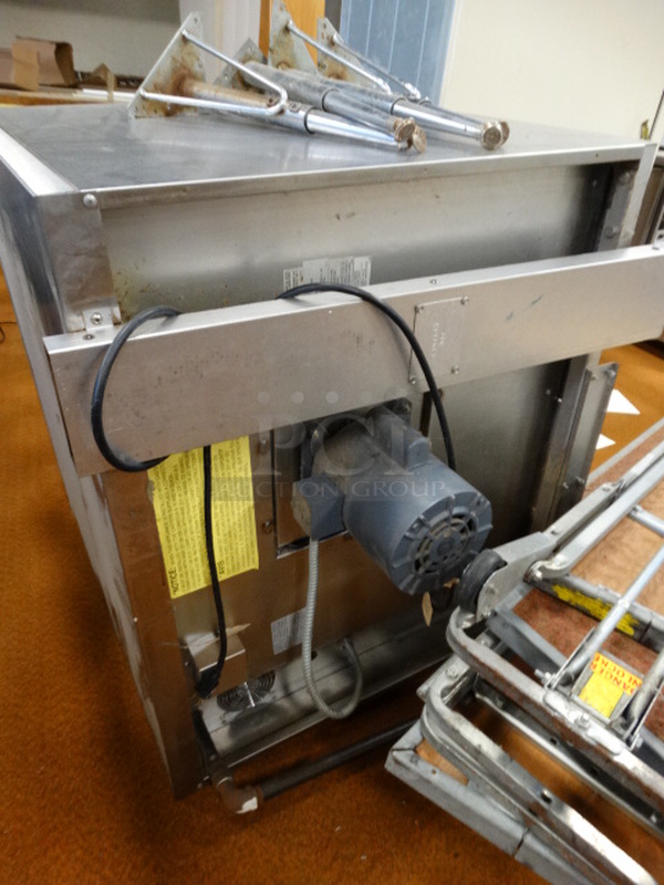 BEAUTIFUL! Garland Master 450 Stainless Steel Commercial Gas Powered Full Size Convection Oven w/ View Through Doors and Metal Oven Racks. Comes w/ 4 Metal Legs! 38x42x36 - Image 8 of 10