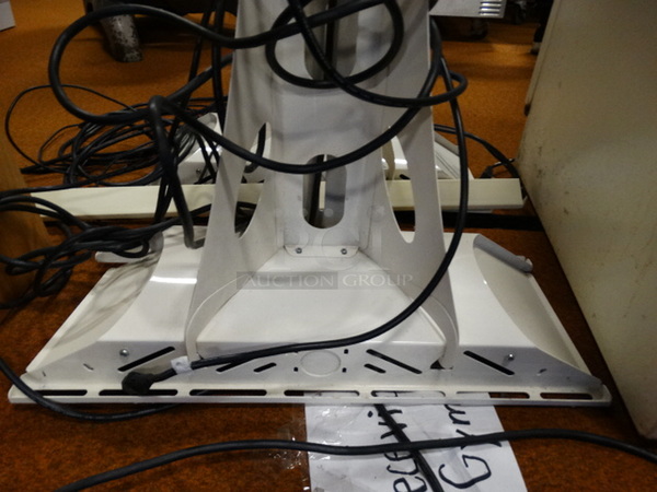 2 White Metal Lights? 26x11x72. 2 Times Your Bid! - Image 6 of 6
