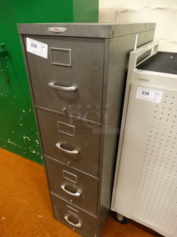 Yawman and Rochester Gray Metal 4 Drawer Filing Cabinet. 15x28x51 - Image 2 of 7