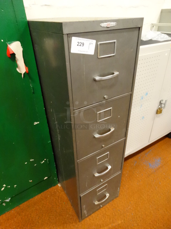 Yawman and Rochester Gray Metal 4 Drawer Filing Cabinet. 15x28x51 - Image 3 of 7