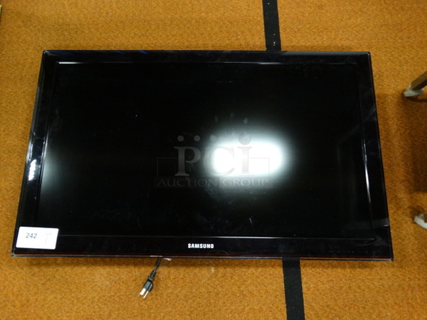 Samsung 40" Television. Buyer Must Pick Up - We Will Not Ship This Item. - Image 1 of 4