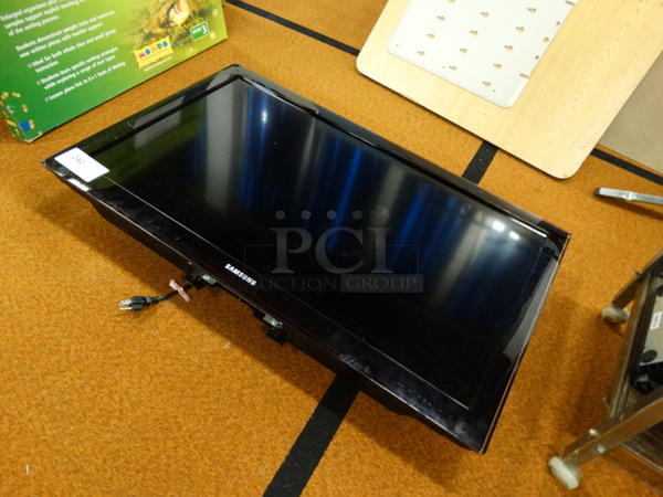 Samsung 40" Television. Buyer Must Pick Up - We Will Not Ship This Item. - Image 3 of 4