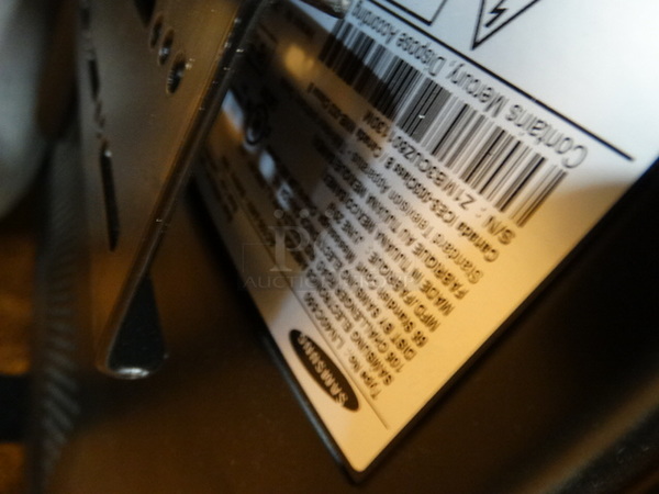 Samsung 40" Television. Buyer Must Pick Up - We Will Not Ship This Item. - Image 4 of 4