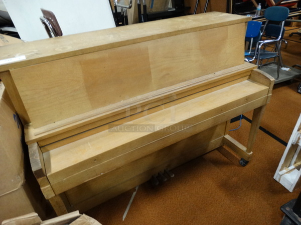 Hamilton Wooden Piano. 57x25x45 - Image 3 of 7