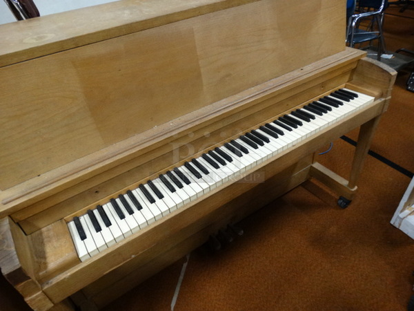 Hamilton Wooden Piano. 57x25x45 - Image 4 of 7