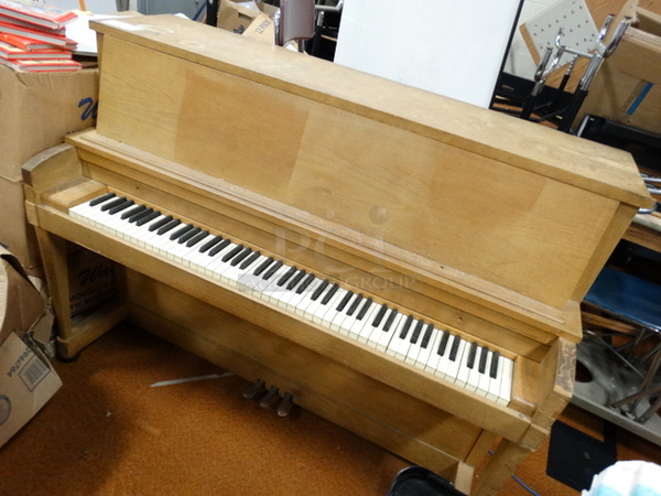 Hamilton Wooden Piano. 57x25x45 - Image 6 of 7