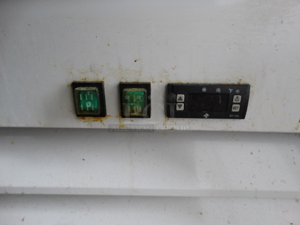 NICE! Avantco Model G648MBF Metal Commercial Single Door Reach In Cooler Merchandiser. 115 Volts, 1 Phase. 28x33x79. Tested and Working! - Image 7 of 7