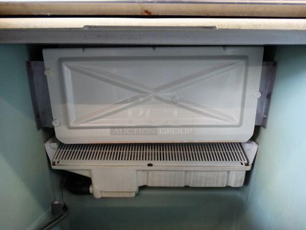 NICE! Hoshizaki Model KM-250BAB Stainless Steel Commercial Self Contained Ice Machine. 115-120 Volts, 1 Phase. 24x28x35.5 - Image 6 of 7
