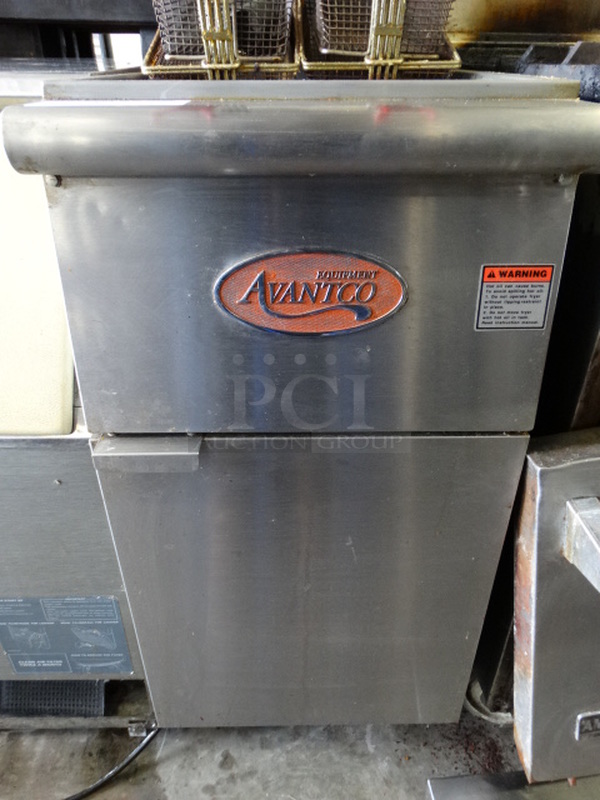 NICE! 2015 Avantco Model FF300-N Stainless Steel Commercial Natural Gas Powered Deep Fat Fryer w/ 4 Metal Fry Baskets. 15.5x30x47 - Image 5 of 8