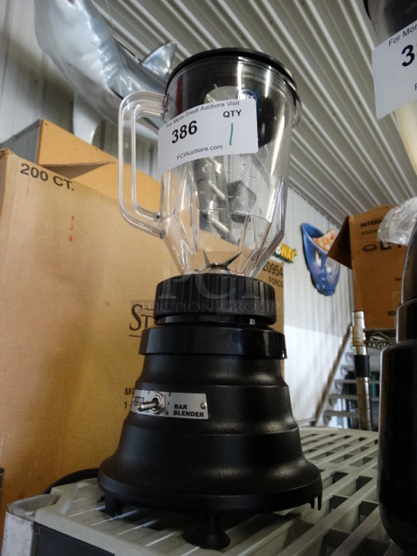 Waring Model WF1112217 Commercial Countertop Blender w/ Pitcher. 120 Volts, 1 Phase. 7x7x15. Tested and Working! - Image 2 of 6