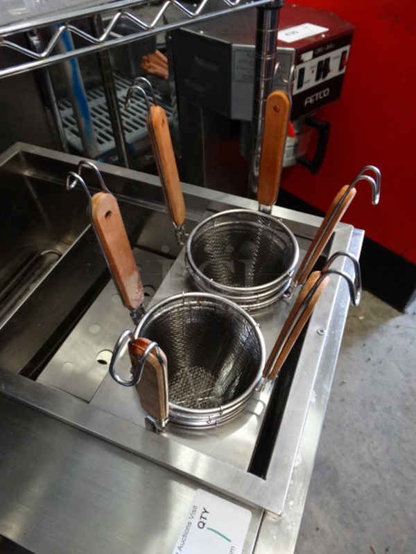 Stainless Steel Commercial Electric Powered Fryer w/ Baskets. 23.5x19x11 - Image 6 of 7