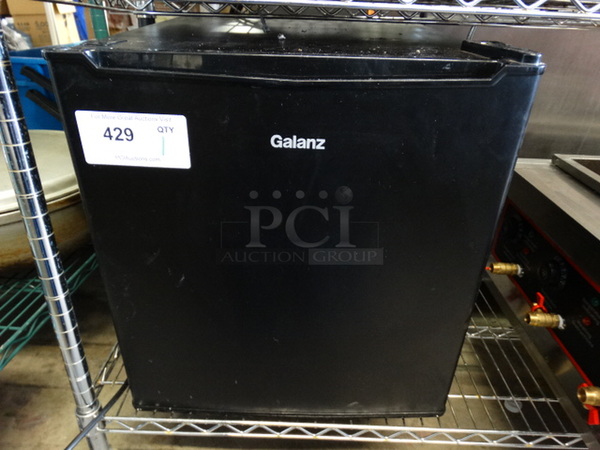 Galanz Mini Cooler. 17.5x19x19. Tested and Working!