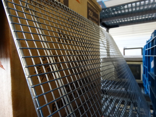 Metal Cooling Rack. 24x16x0.5 - Image 2 of 3