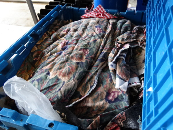 ALL ONE MONEY! Lot of Fabric! - Image 3 of 4