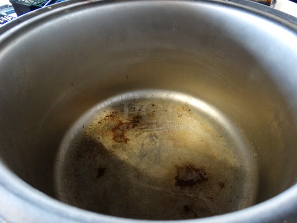 APW Wyott Model RCW-11 Stainless Steel Commercial Countertop Soup Kettle Food Warmer. 120 Volts, 1 Phase. 12.5x12.5x10. Tested and Working! - Image 4 of 6