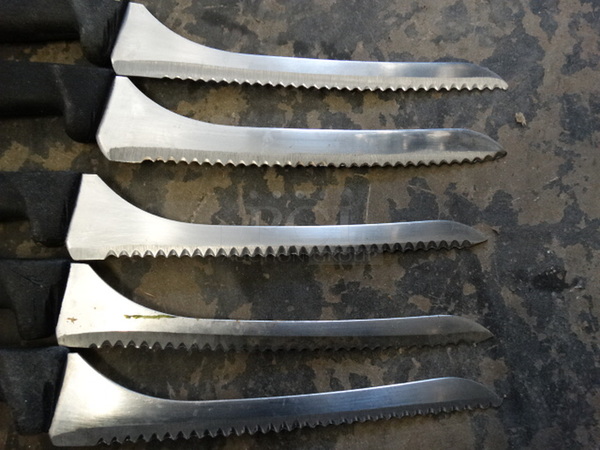 5 Metal Serrated Bread Knives. Includes 14". 5 Times Your Bid! - Image 2 of 5