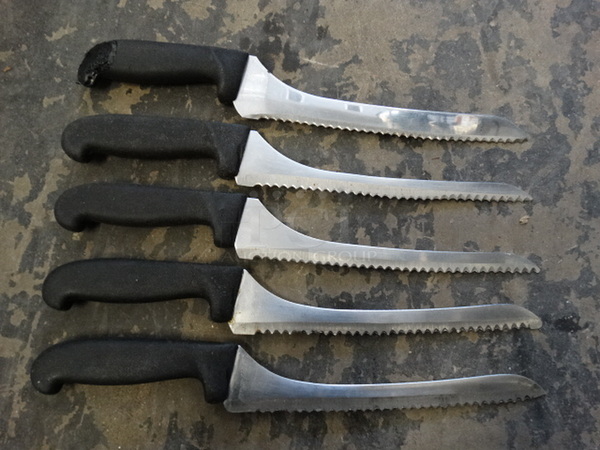 5 Metal Serrated Bread Knives. Includes 14". 5 Times Your Bid! - Image 1 of 5