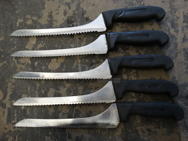 5 Metal Serrated Bread Knives. Includes 14". 5 Times Your Bid! - Image 1 of 6
