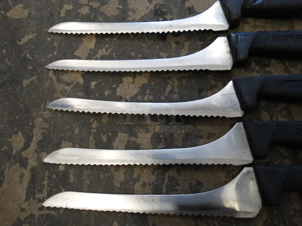 5 Metal Serrated Bread Knives. Includes 14". 5 Times Your Bid! - Image 4 of 6