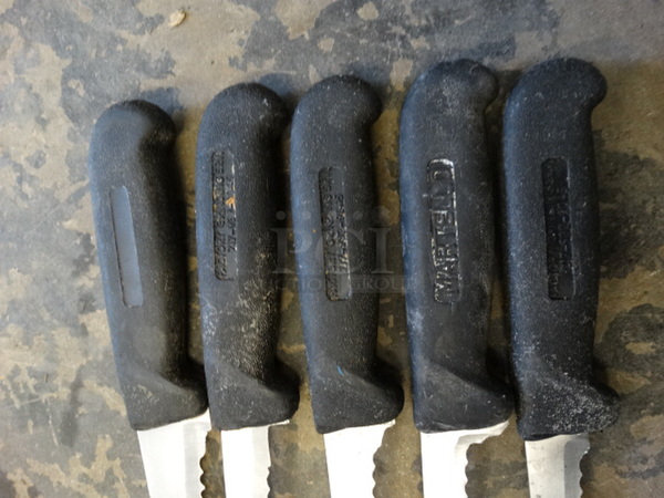 5 Metal Serrated Bread Knives. Includes 13". 5 Times Your Bid! - Image 2 of 5