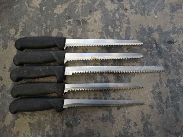 5 Metal Serrated Bread Knives. Includes 13