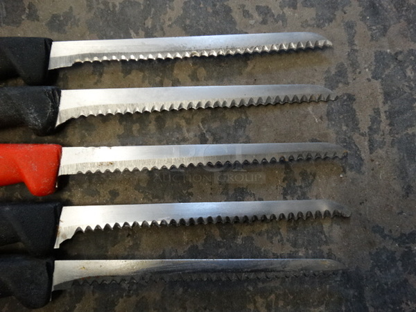 5 Metal Serrated Bread Knives. Includes 13". 5 Times Your Bid! - Image 2 of 5
