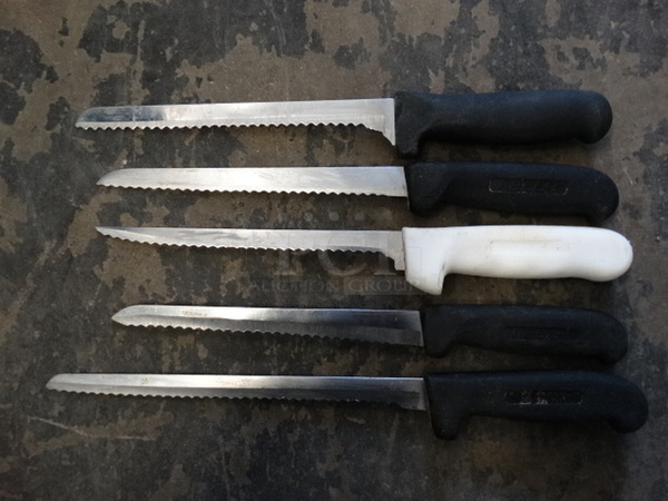 5 Metal Serrated Bread Knives. Includes 13". 5 Times Your Bid! - Image 1 of 6
