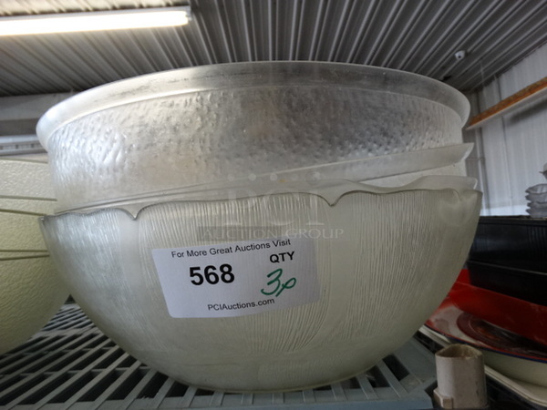 4 Poly Clear Bowls. 17.5x17.5x6.5. 4 Times Your Bid! - Image 1 of 3