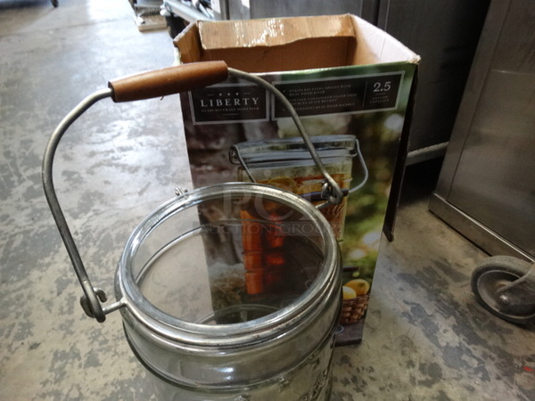 2 BRAND NEW IN BOX! Glass Beverage Dispensers. 9.5x9.5x16. 2 Times Your Bid! - Image 4 of 6