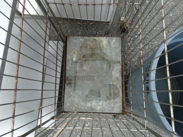 Metal Commercial Cart on Commercial Casters. 24x22x28 - Image 5 of 6